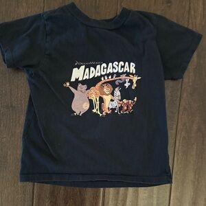 Gender Neutral DreamWorks Madagascar Character Tee - Black with Multicolor Print